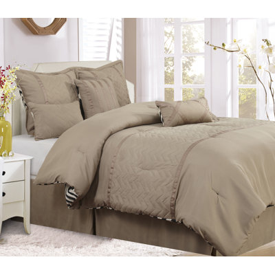 Josh Reversible Comforter Set