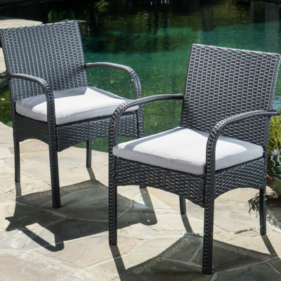 Chaises de salle à manger Kd Pe, 2 pièces, gris Coussin d'eau. -. Cadre en aluminium et en fer. Patio, piscine, véranda, sièges de jardin. 22,99 po Largeur. Chaise d'assemblage nécessaire 2 pièces - Extérieur gris avec eau amovible