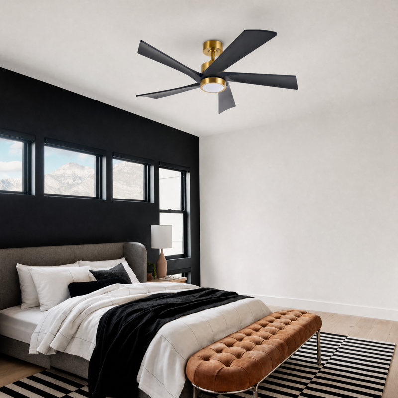 Ventilateur de plafond à DEL 52 po avec lumière à intensité variable et télécommande, 52 po de largeur