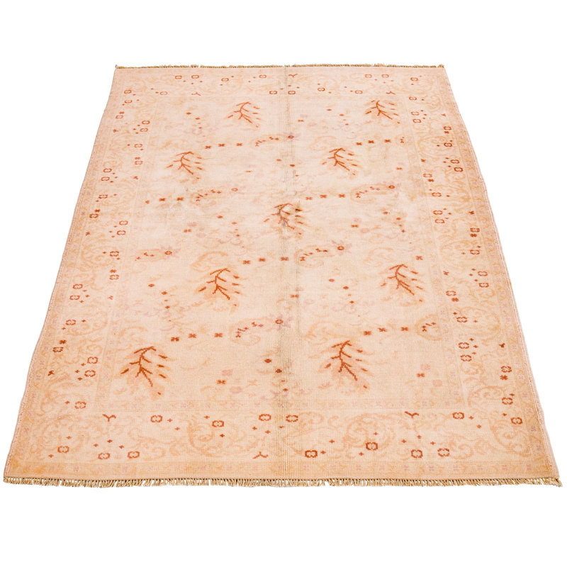 Tapis beige unique de 4 pi 11 po x 6 pi 6 po