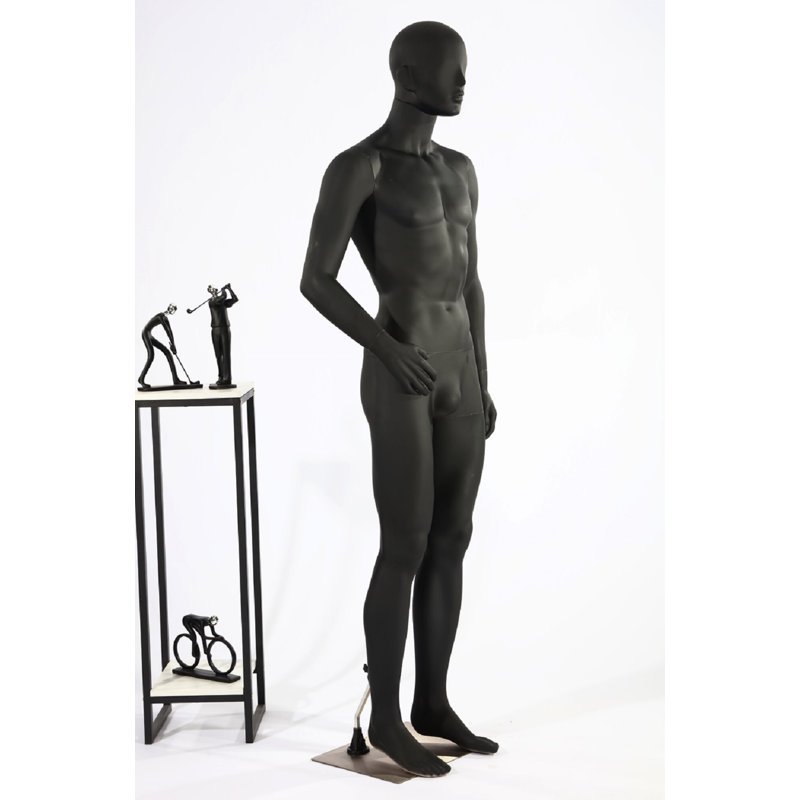 Anelka People Statue