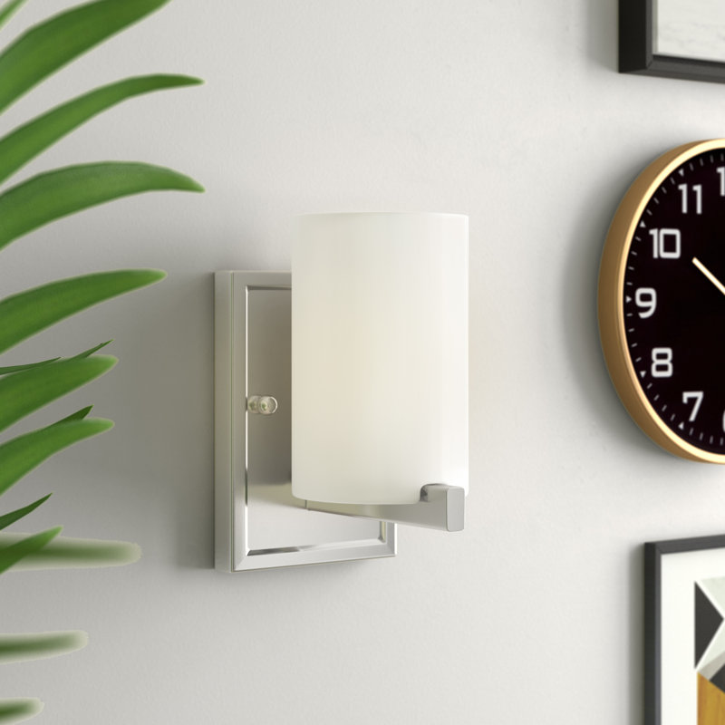 Delvin Wall Sconce, Chrome