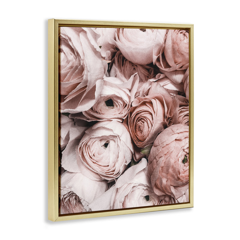 Pivoines roses en sourdine par Incado, Cadre flottant métallique doré, H 21 po x l 17 po