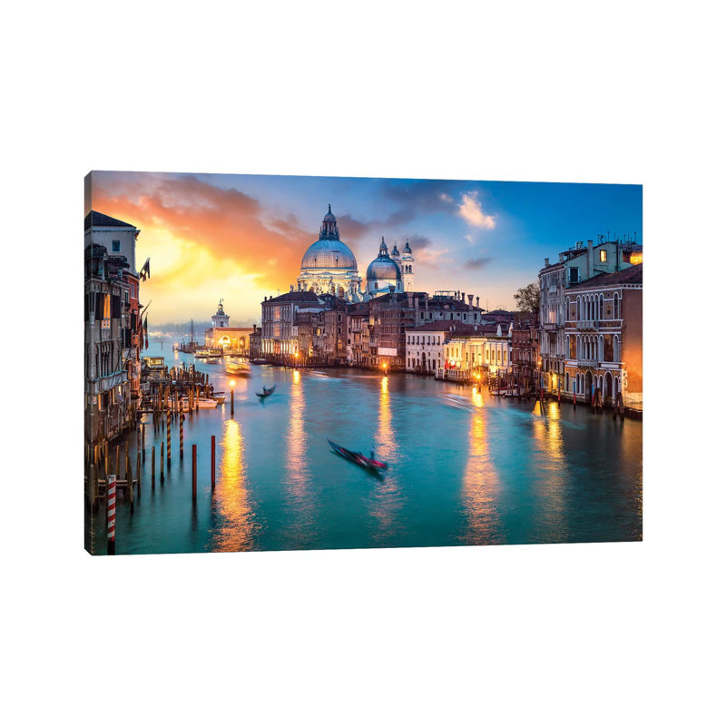 Grand canal II par Jan Becke - photographie sur toile tendue, H 8 po x l 12 po x P 0,75 po