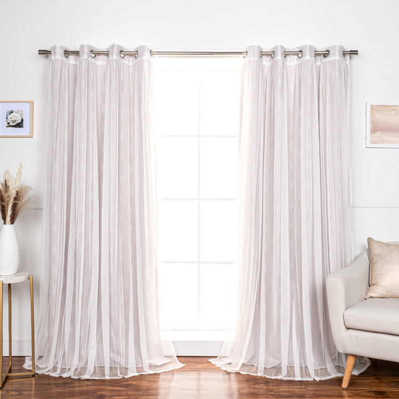 Rideau obscurcissant en polyester Kariyah, Beige, L 52 po x L 96 po