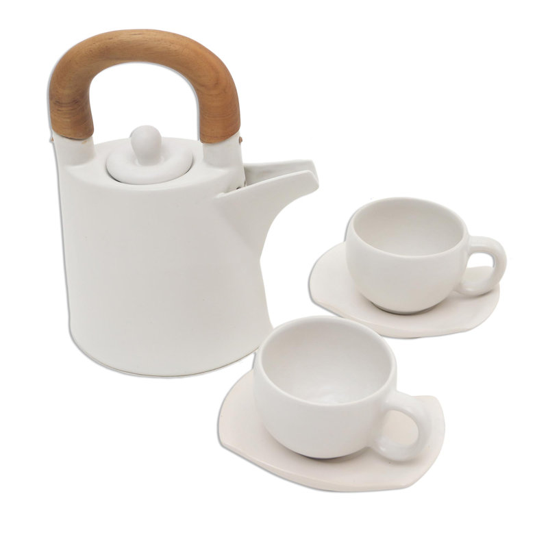 Dakota Fields Roger 33oz. Teapot, White