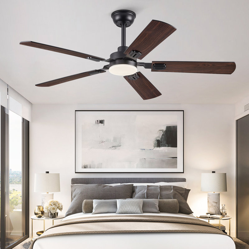 Ventilateur de plafond noir moderne à 5 pales de 52 po avec ensemble d'éclairage et télécommande pour chambre à coucher / salon Cissline