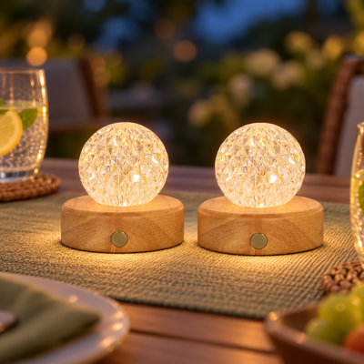 Lampe de table sphérique moderne avec abat-jour en cristal à facettes, fini bois clair pour table de chevet (lot de 2)