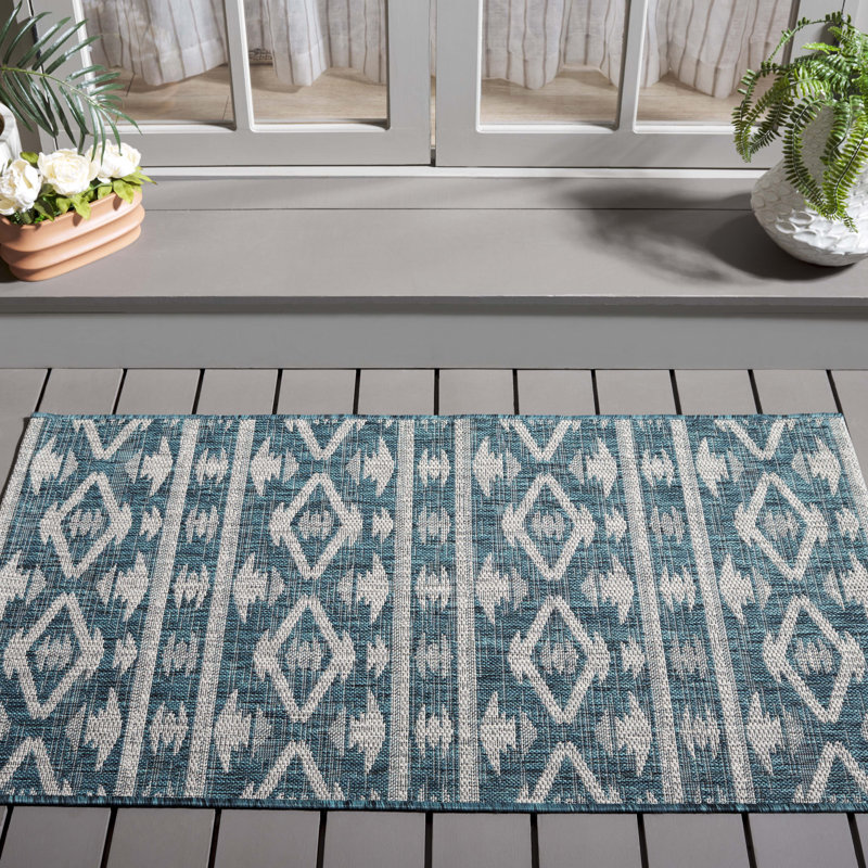 Amarien Southwestern Indoor/Outdoor Area Rug, Rectangle 2'7" x 5'