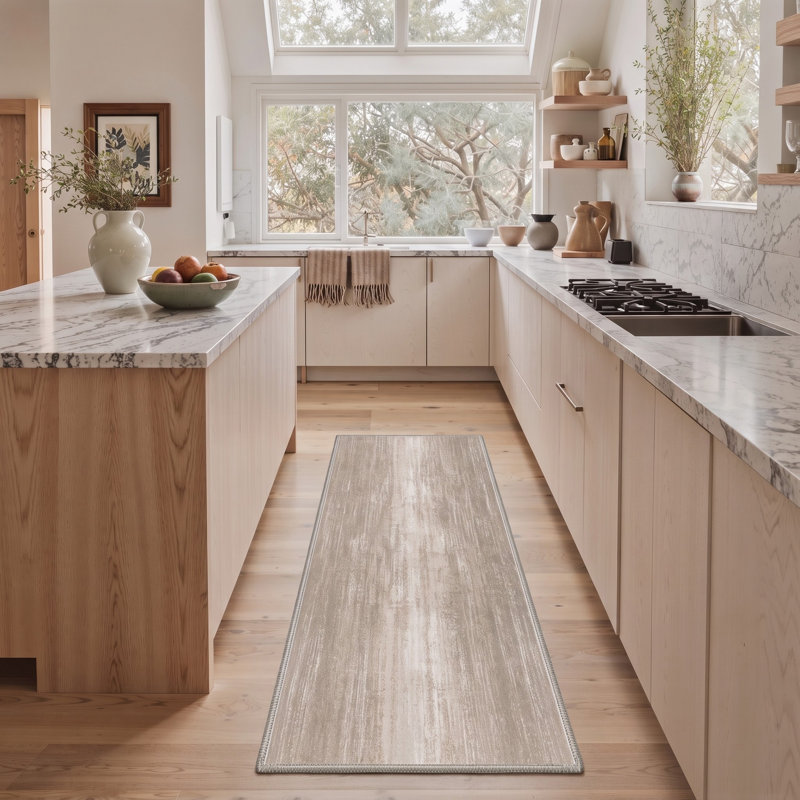 Tapis de couloir rayé beige/gris lavable à la machine avec envers antidérapant, Tapis de couloir de 2 pi x 7 pi