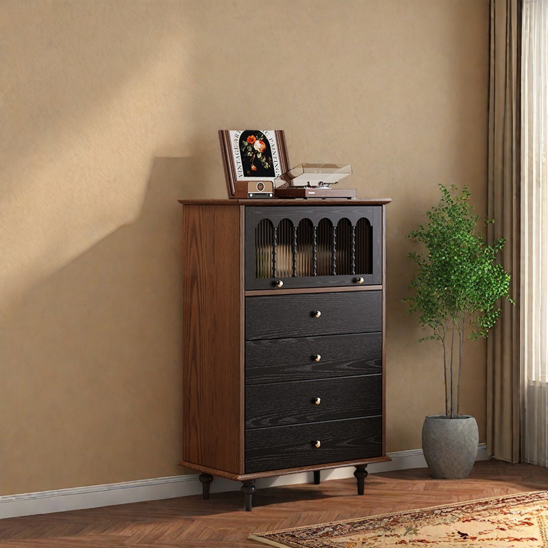 Swanner, H 47,2 po x l 27,6 po x P 15,7 po