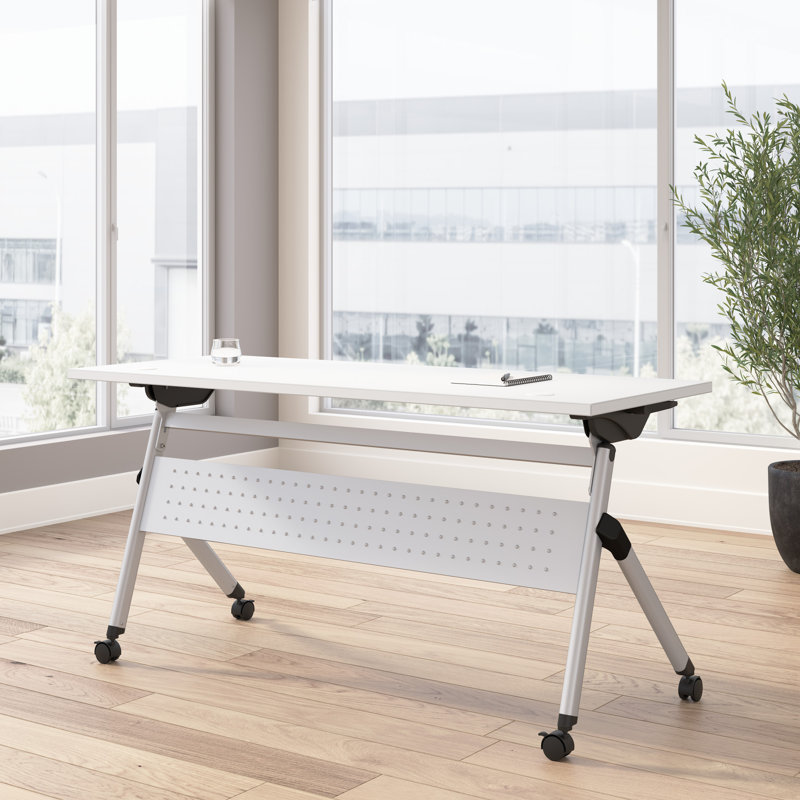 Table de formation pliante Bush Business Furniture Envision 60W, H 30 po x L 60 po x l 23,5 po, White