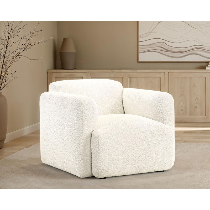 Chaise Mckee, Beige
