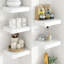 Ensemble de 4 tablettes flottantes avec supports invisibles, tablettes murales en bois blanc rustique pour le salon, la salle de bain, la cuisine, le rangement de la chambre à coucher et la décoration-496939720
