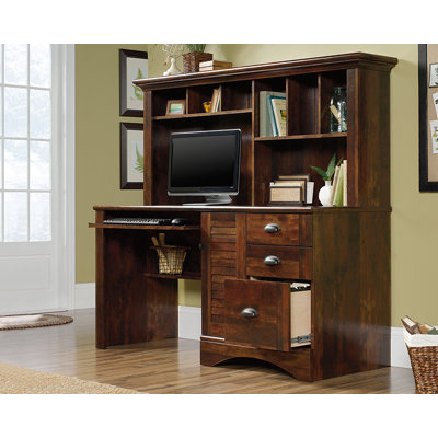Bureau d'ordinateur avec huche