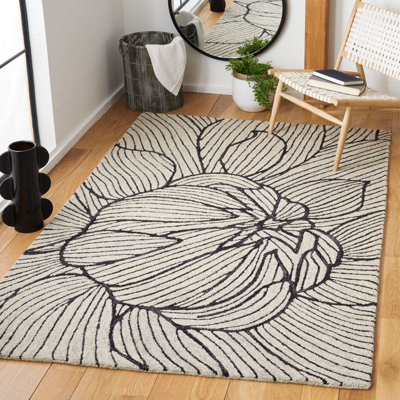 Courtenay Hand Tufted Wool And Cotton With Latex Floral Rug, Rectangle 5' x 8'