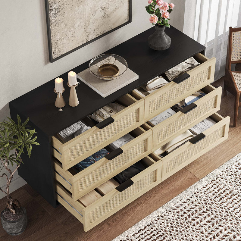 Commode à 6 tiroirs en rotin pour chambre à coucher avec poignées en bois et poignées dorées Aimara, Noir
