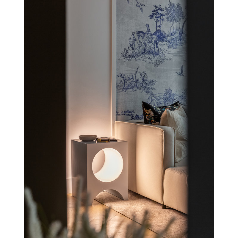 Lunar 15-In Gloss Black LED Table Lamp