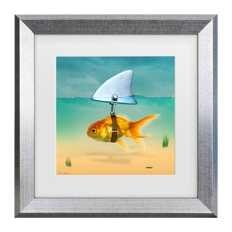 «Gold Fish» encadré par Mark Ashkenazi, Argent, H 19,5 po x l 19,5 po x P 0,75 po