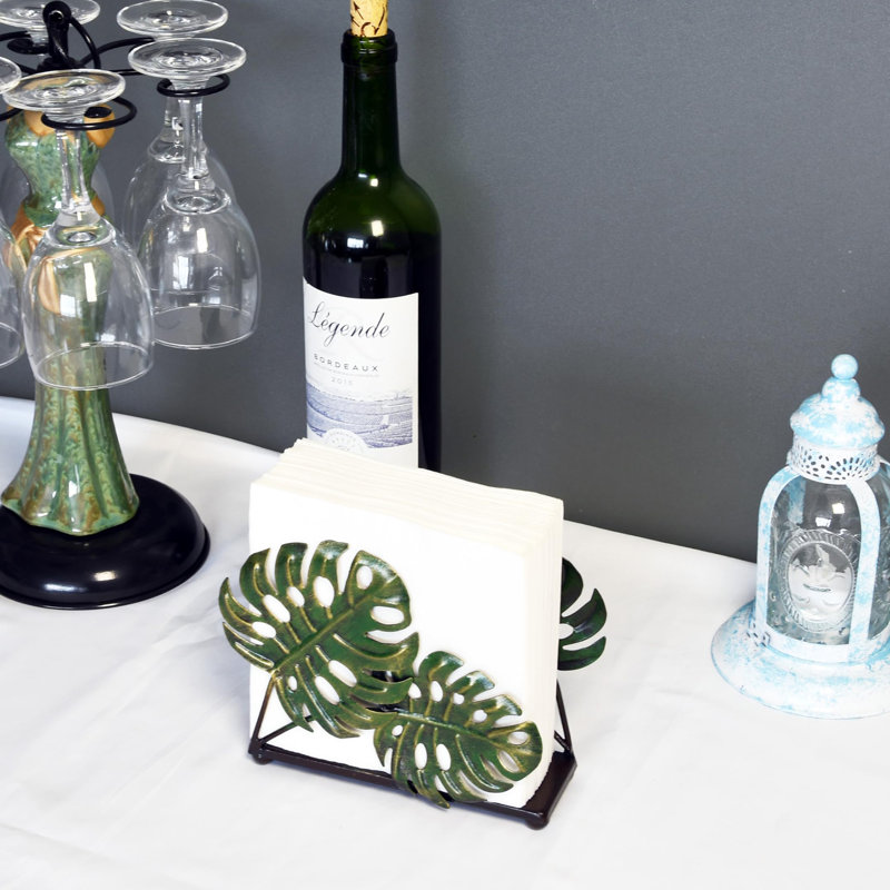 Distributeur de papier hygiénique sur table