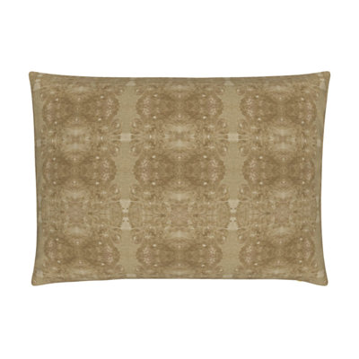 Centerpiece Lumbar Pillow Cover & Insert
