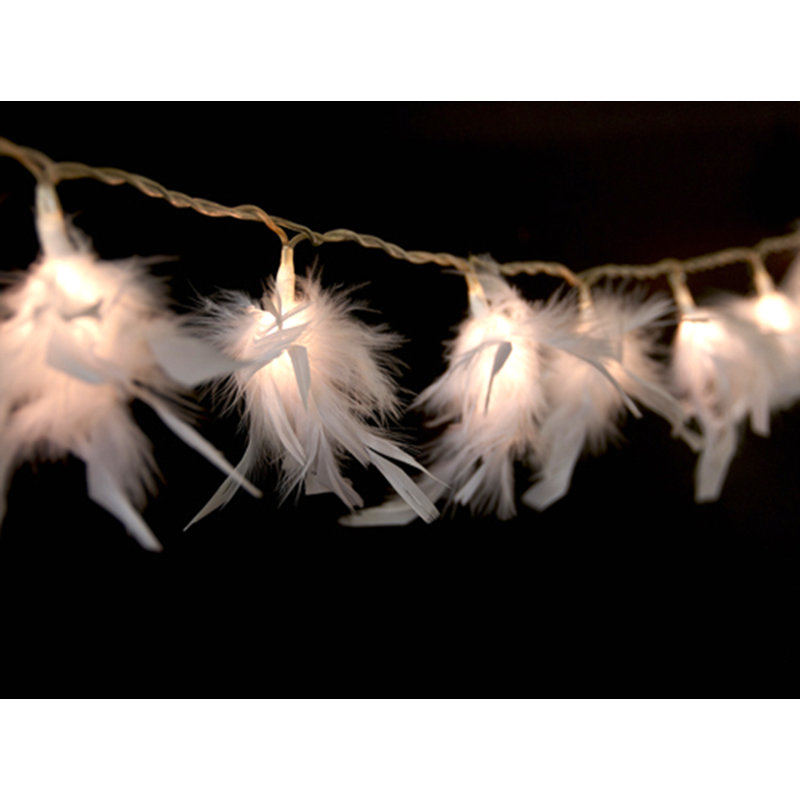Travie LED Feathers String Light, White