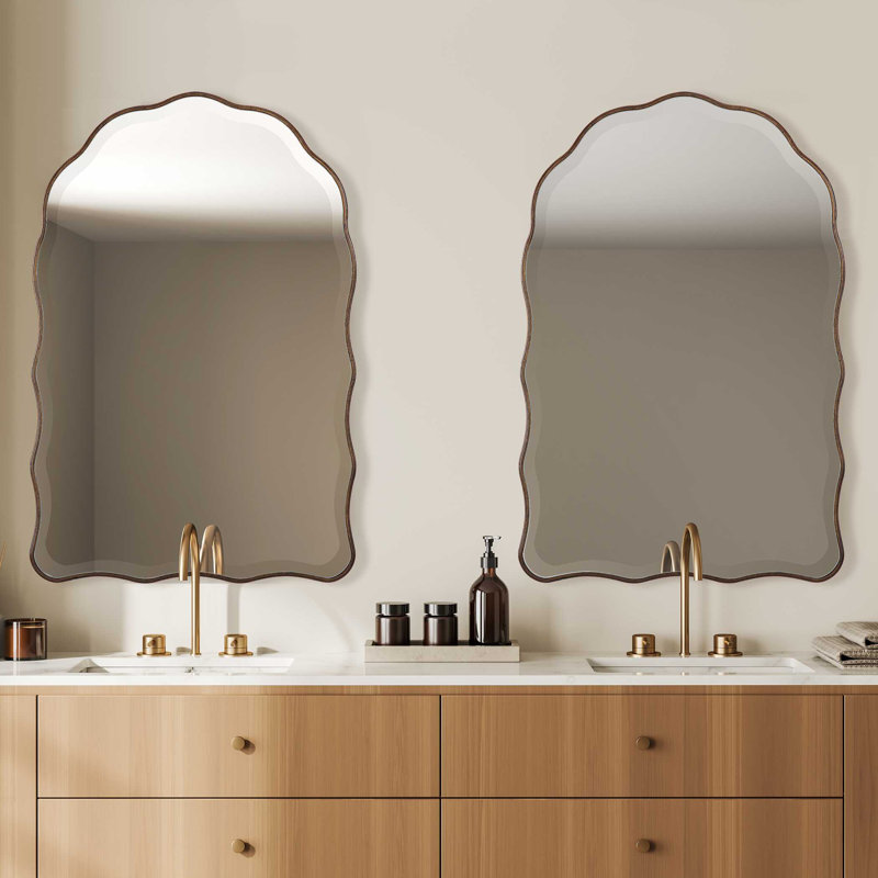 Katerina Mirror, Bronze