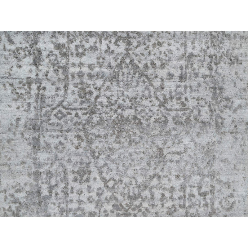 Tapis unique 2 pi 7 po x 16 pi gris