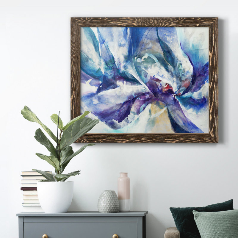 Aurora Petals - Reproduction d'art sur toile encadrée, H 24 po x l 18 po x P 1,5 po, Noyer