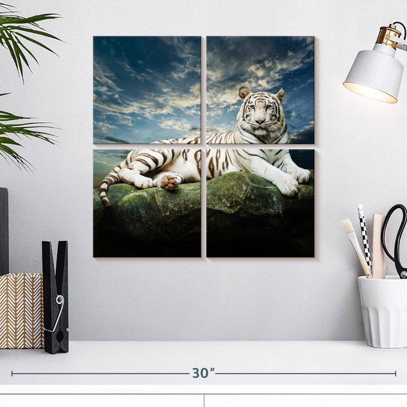 Tigre blanc Brampt, H 18 po x l 18 po