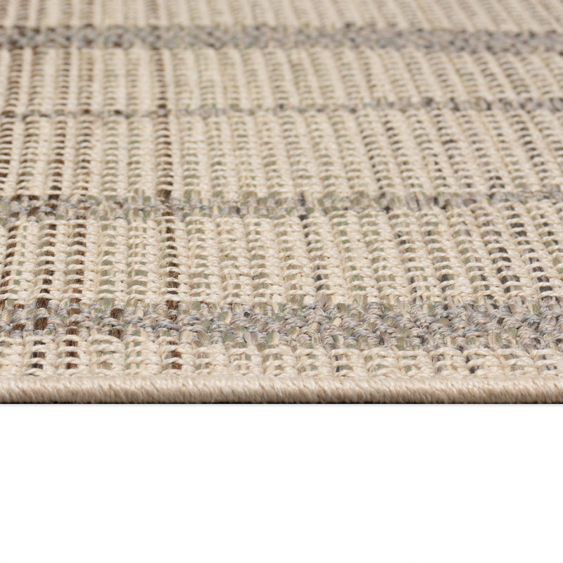 Marjarie Pinacle Indoor/Outdoor Area Rug, Rectangle 3'3" x 4'11"