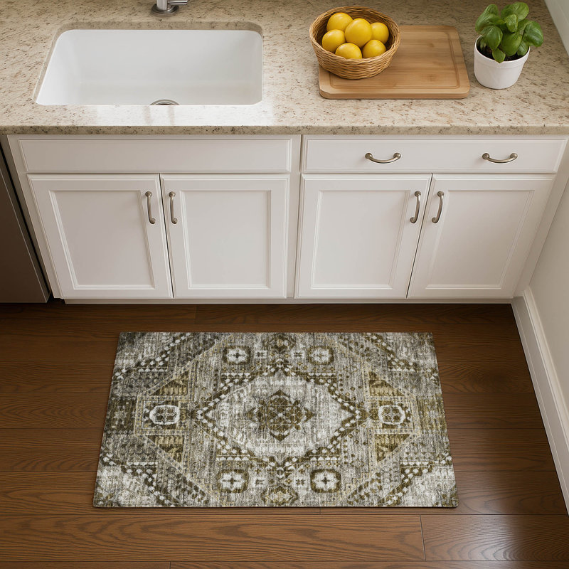 Premium Machine Washable Mayfield AMF1924 Diamond Rug, Rectangle 1'8" x 2'6"