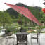Parasol 9 pi avec rayures rouges accrocheuses - fabrication en acier robuste résistant aux intempéries et à la plage