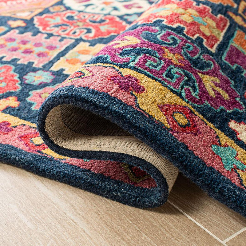 Ivanhoe Hand Tufted Wool Southwestern Rug, Rectangle 8' x 10'