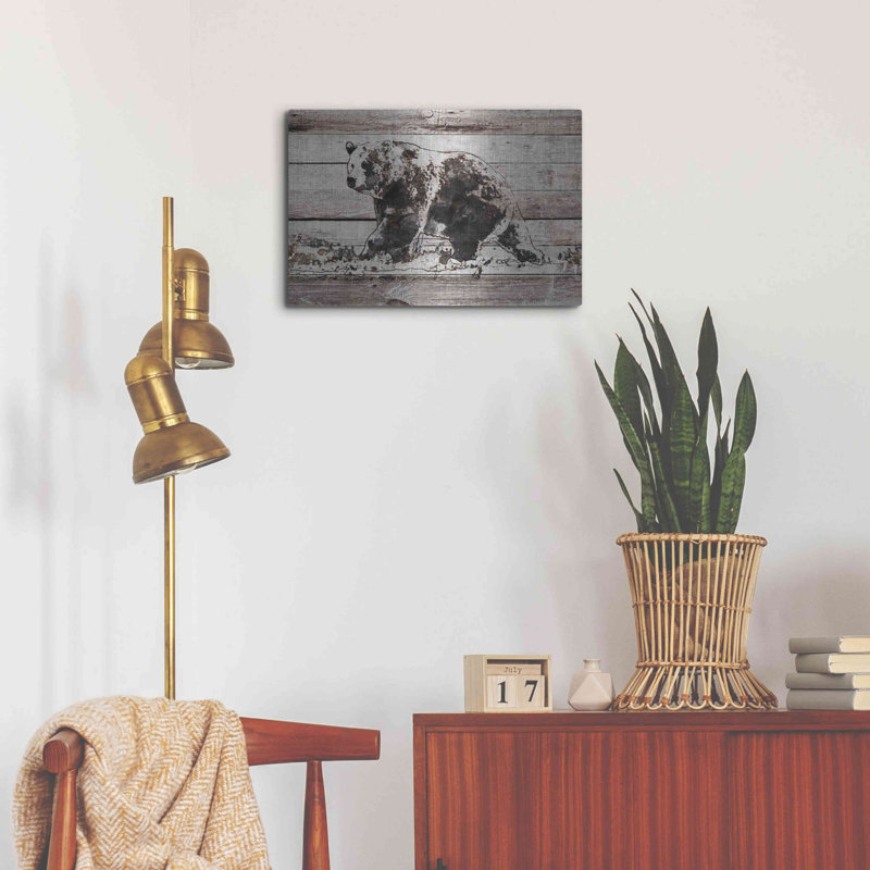 «Black Bear 1» par Irena Orlov, H 16 po x l 24 po