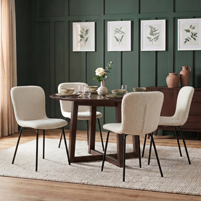Ensemble de chaises de salle à manger en tissu 4 pièces avec siège et dossier rembourrés, pieds robustes en métal noir et design mince pour la cuisine, la salle à manger, le salon et la chambre à coucher