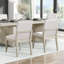 Magnifique ensemble de 2 chaises d'appoint rembourrées en tissu blanc ivoire classique