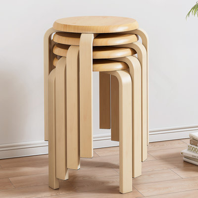 Ensemble de 4 tabourets gigognes ronds empilables en bois cintré de 18 pouces avec patins en feutre antidérapants pour salles de classe et salles à manger, finition naturelle