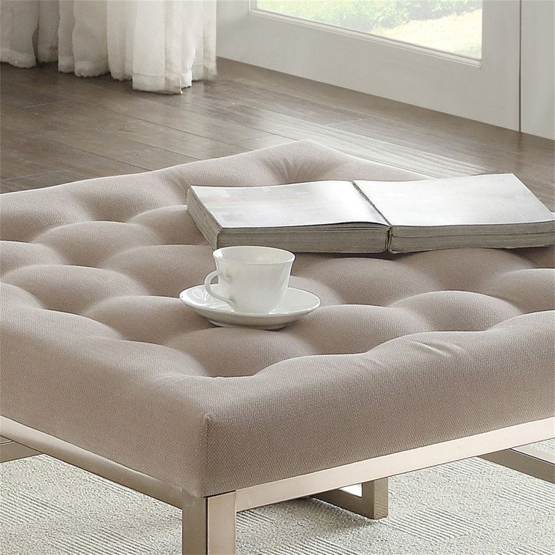 Repose-pieds capitonné beige et champagne (avec repose-pieds seulement)