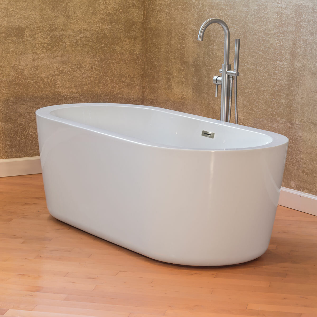 https://assets.wfcdn.com/im/64768601/compr-r85/3579/35797088/66375-x-3175-freestanding-soaking-acrylic-bathtub.jpg