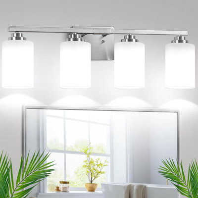 Luminaire de salle de bain 4 lumières, applique de salle de bain moderne avec abat-jour en verre transparent, finition nickel brossé pour miroir, salon, chambre à coucher et porche