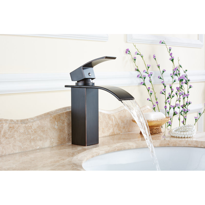 Single-Hole Single-handle Bathroom Faucet with Drain Assembly, Oil Rubbed Bronze