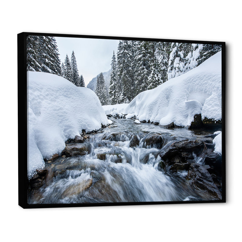 «Winter Alaskan Beauty VI» sur toile, H 24 po x l 32 po x P 1 po, Toile noire