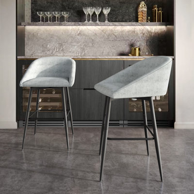 Chaise de bureau pivotante en métal noir en gris clair Chenille