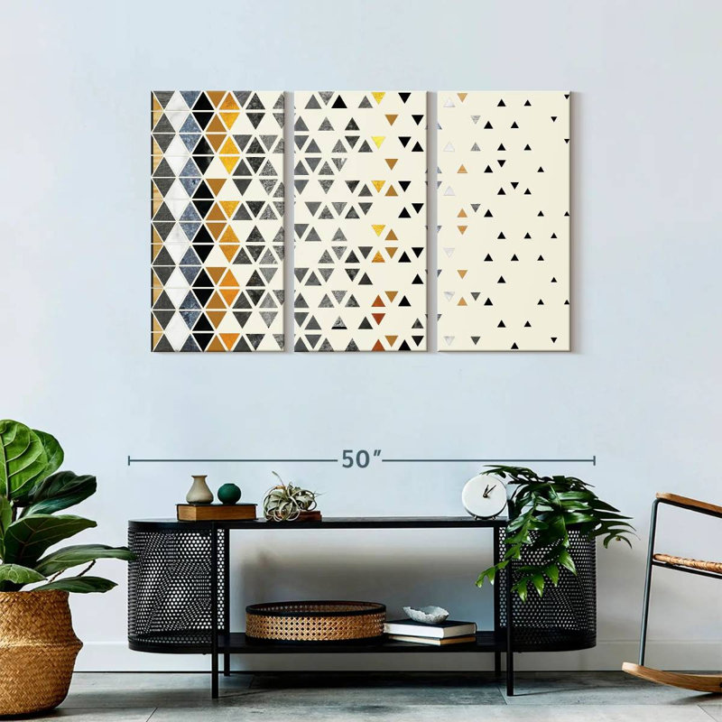 «Triangle Madness», reproduction sur toile, H 28 po x l 45 po x 1,25 po
