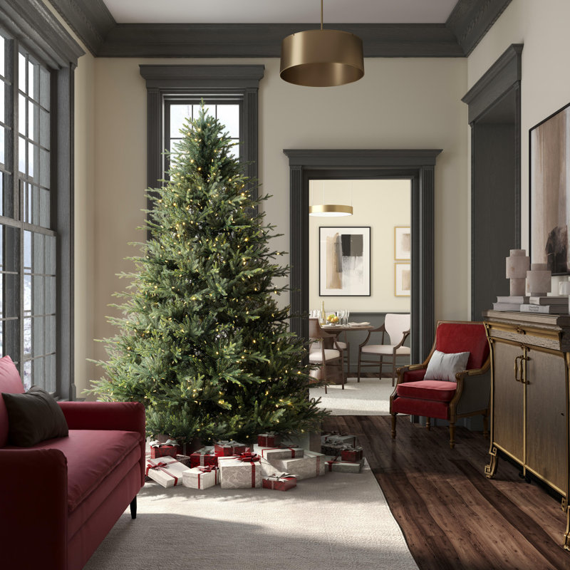 Itasca 7.5' H Artificial Fir Christmas Tree
