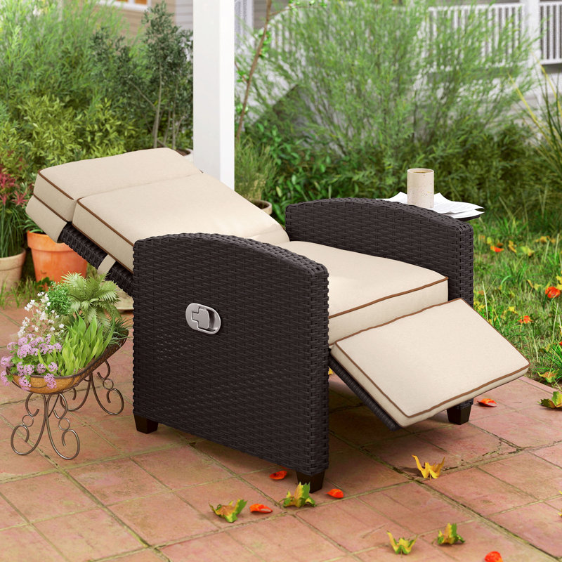 Outdoor Lounge Chair, Brown, Beige