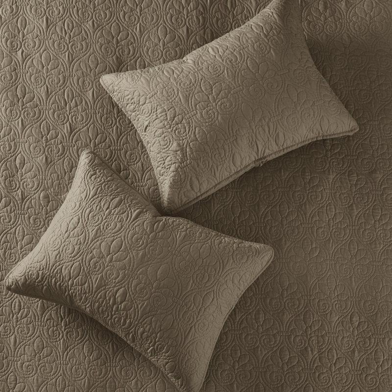 Couvre-lit réversible pour grand lit - Le matelassage surdimensionné élégant surdimensionné pour fournir une couverture supplémentaire Rembourrage en coton prélavé 2 taies décoratives incluses Lavable à la machine Élégant avec rembourrage inclus