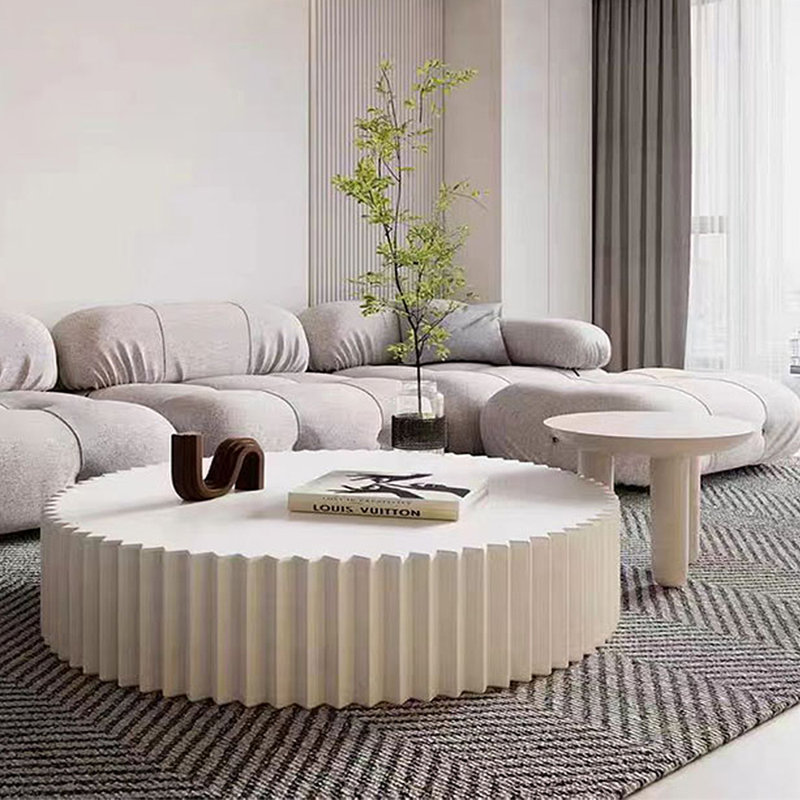 Table basse créative à conception circulaire