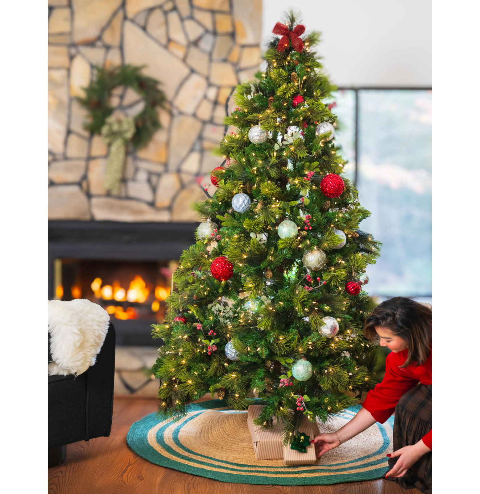 Christmas Tree Skirt, Round 2'2", Beige/Green